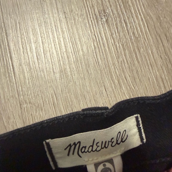 Madewell Women's Black Mid Rise Kick Out Jeans - Picture 2 of 4